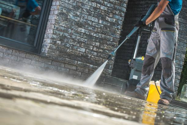 Best Driveway Pressure Washing  in Deforest, WI